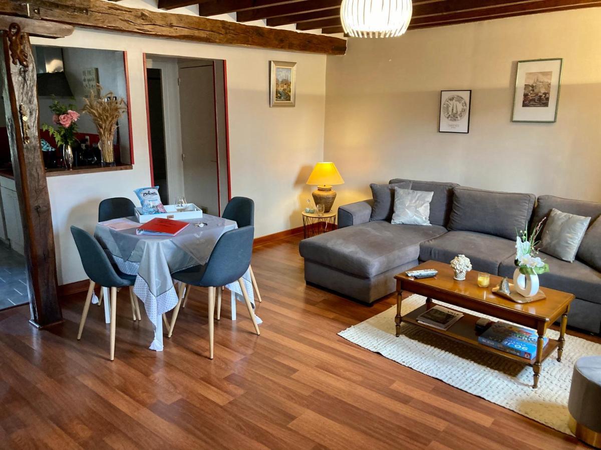 Appartement De La Breche 44 M2 Place Drouaise Au Coeur Historique Chartres Exteriér fotografie